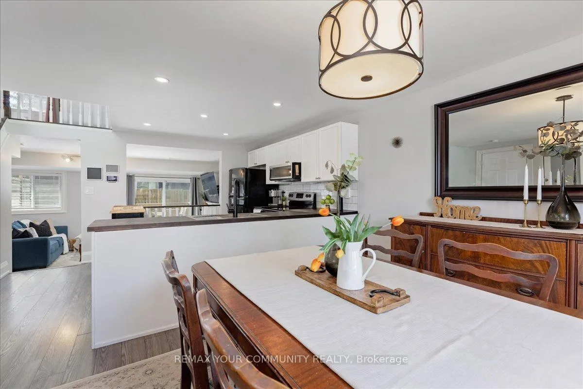 Photo 10 of 13 Waddington Crescent, Barrie, Holly — HOMEH