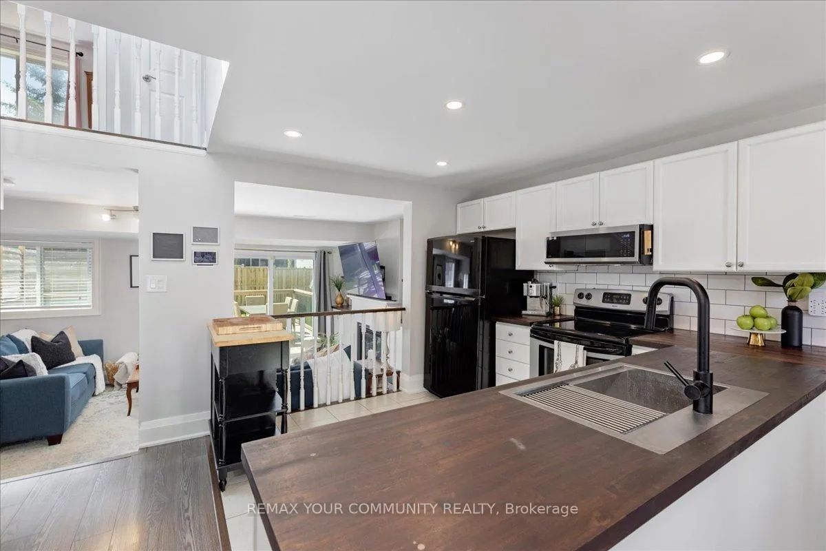 Photo 13 of 13 Waddington Crescent, Barrie, Holly — HOMEH