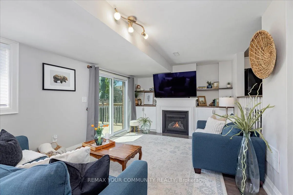 Photo 15 of 13 Waddington Crescent, Barrie, Holly — HOMEH