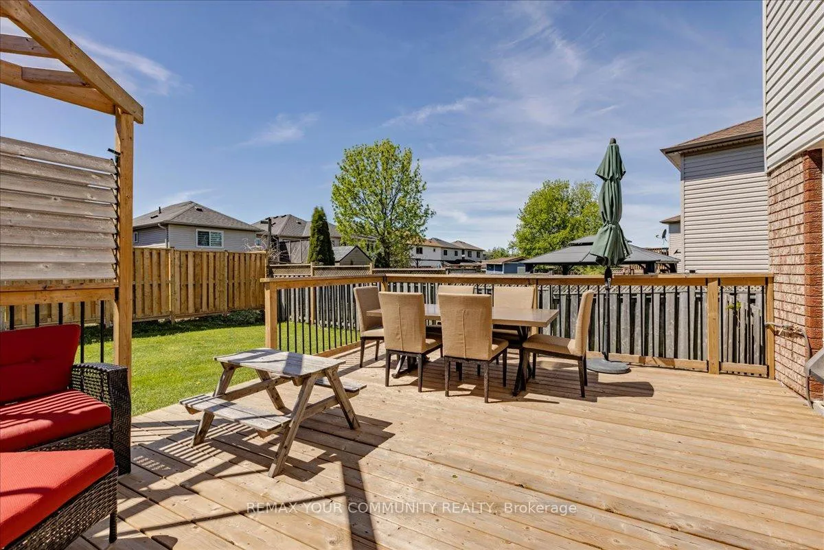 Photo 28 of 13 Waddington Crescent, Barrie, Holly — HOMEH