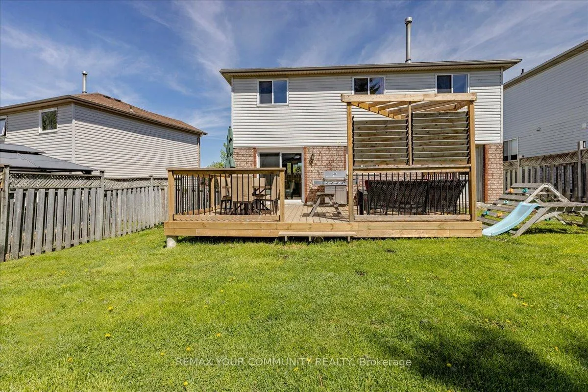 Photo 31 of 13 Waddington Crescent, Barrie, Holly — HOMEH