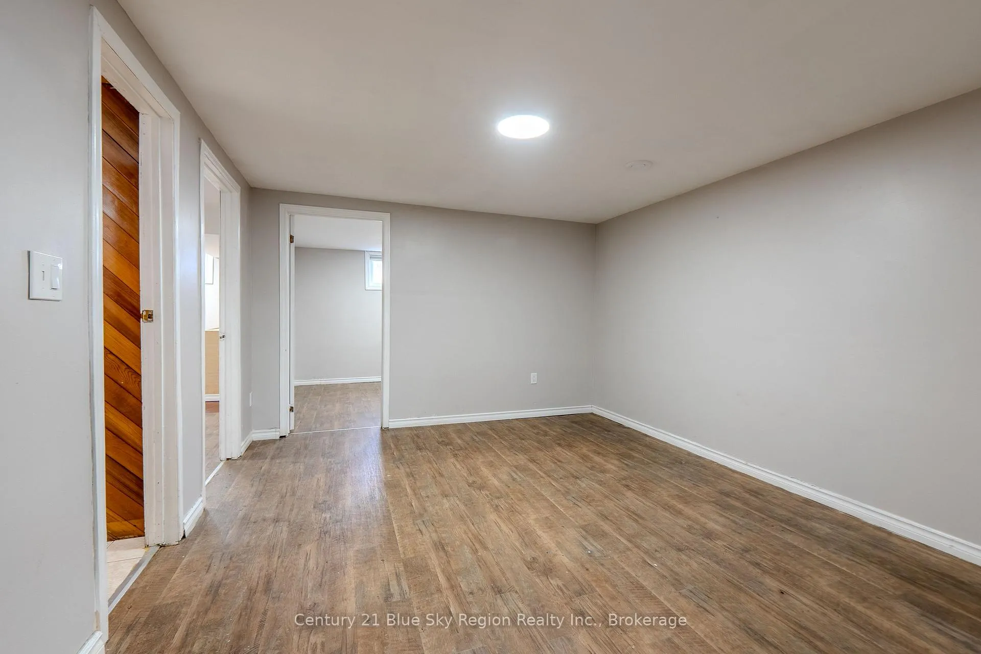 Photo 7 of 862 Lakeshore Drive, North Bay, Ferris — HOMEH