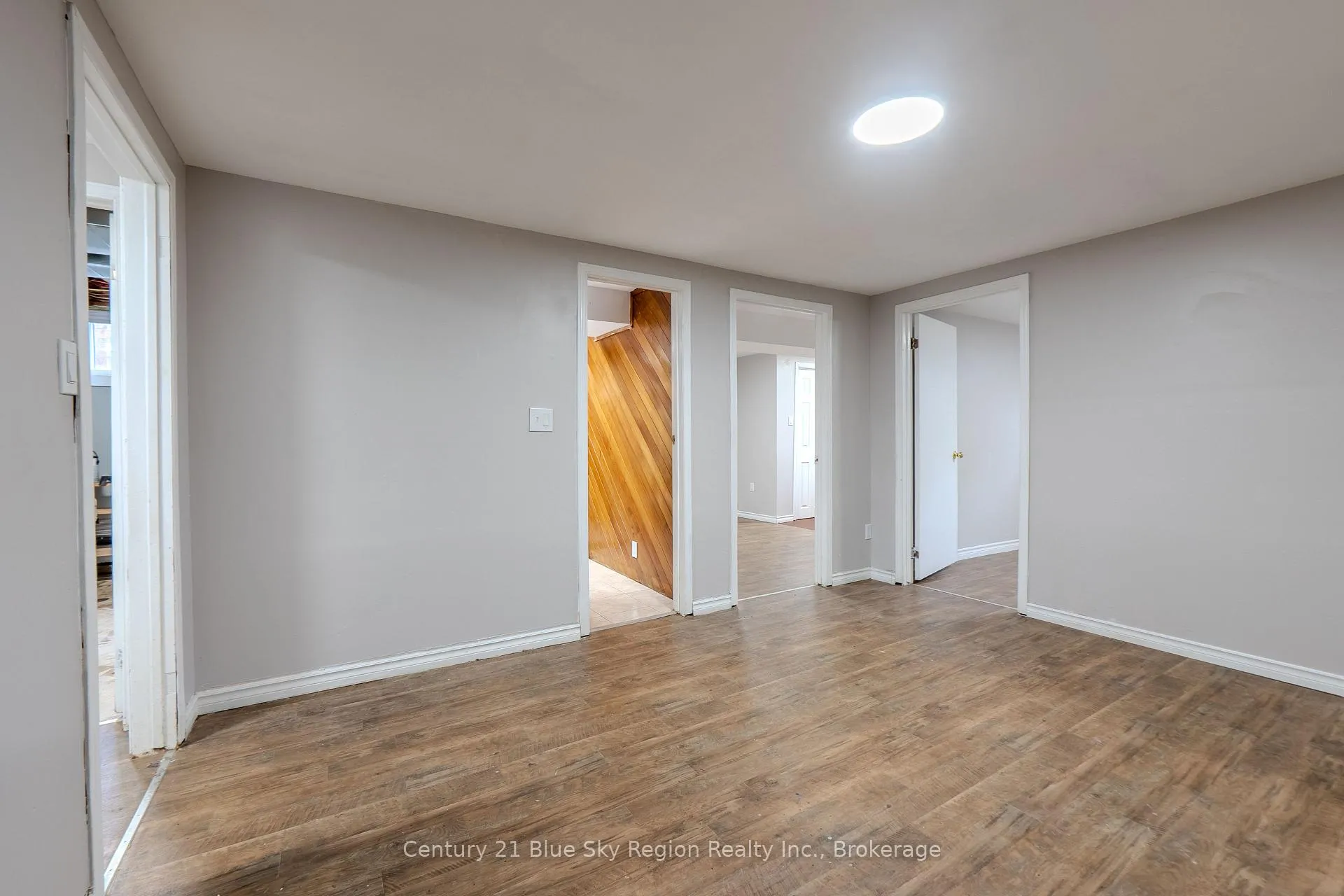 Photo 8 of 862 Lakeshore Drive, North Bay, Ferris — HOMEH