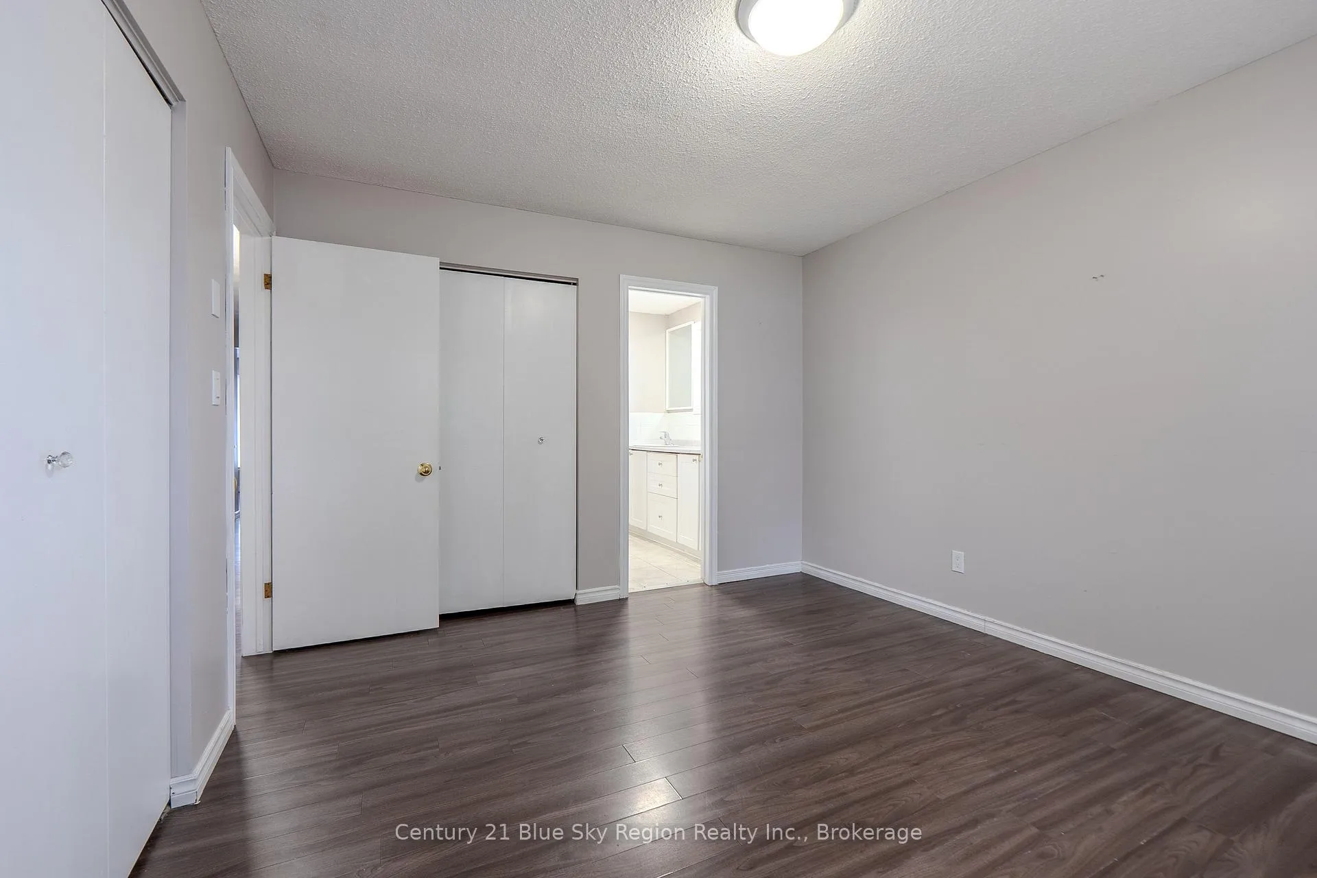 Photo 20 of 862 Lakeshore Drive, North Bay, Ferris — HOMEH