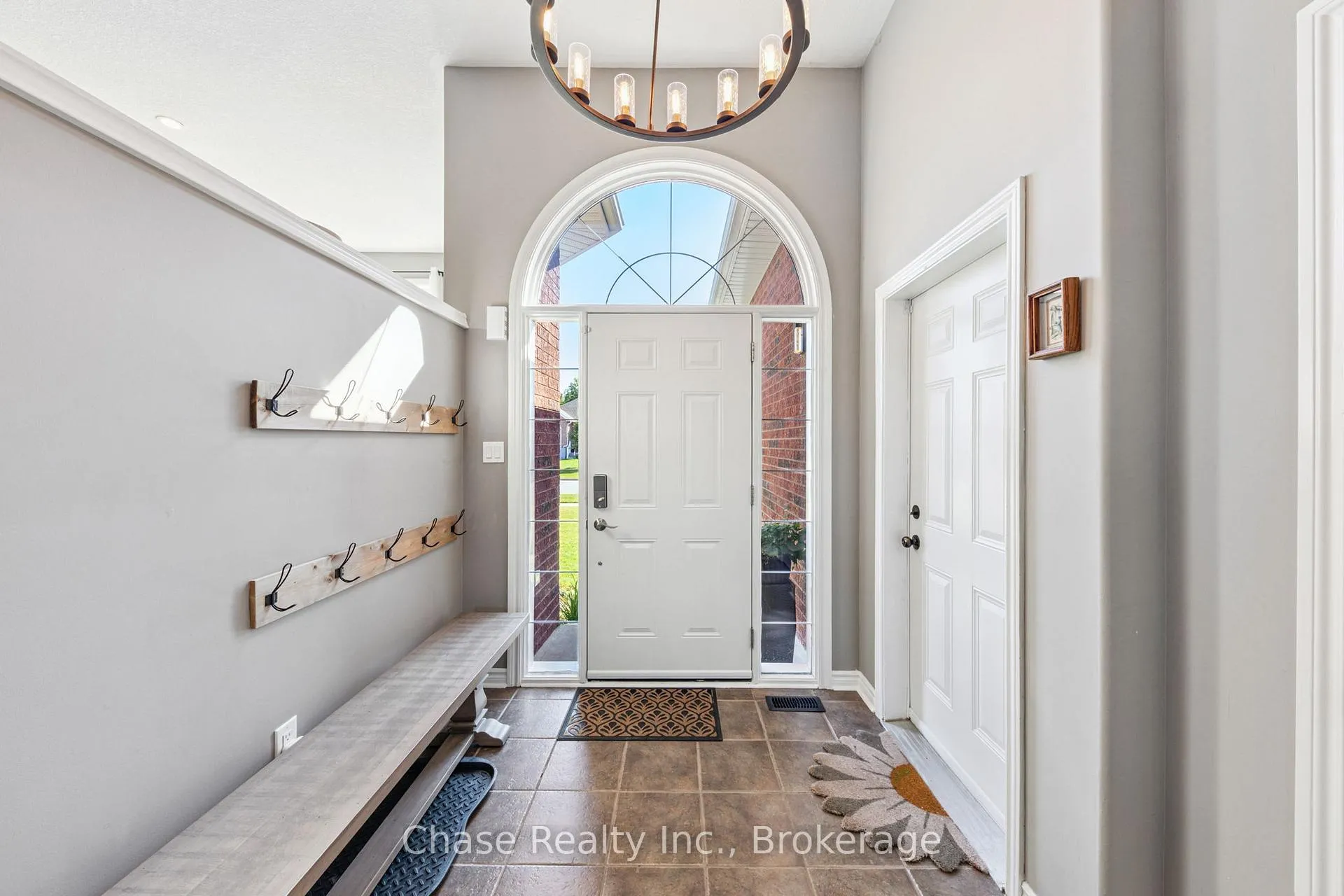 Photo 4 of 18 St Amant Road, Penetanguishene — HOMEH