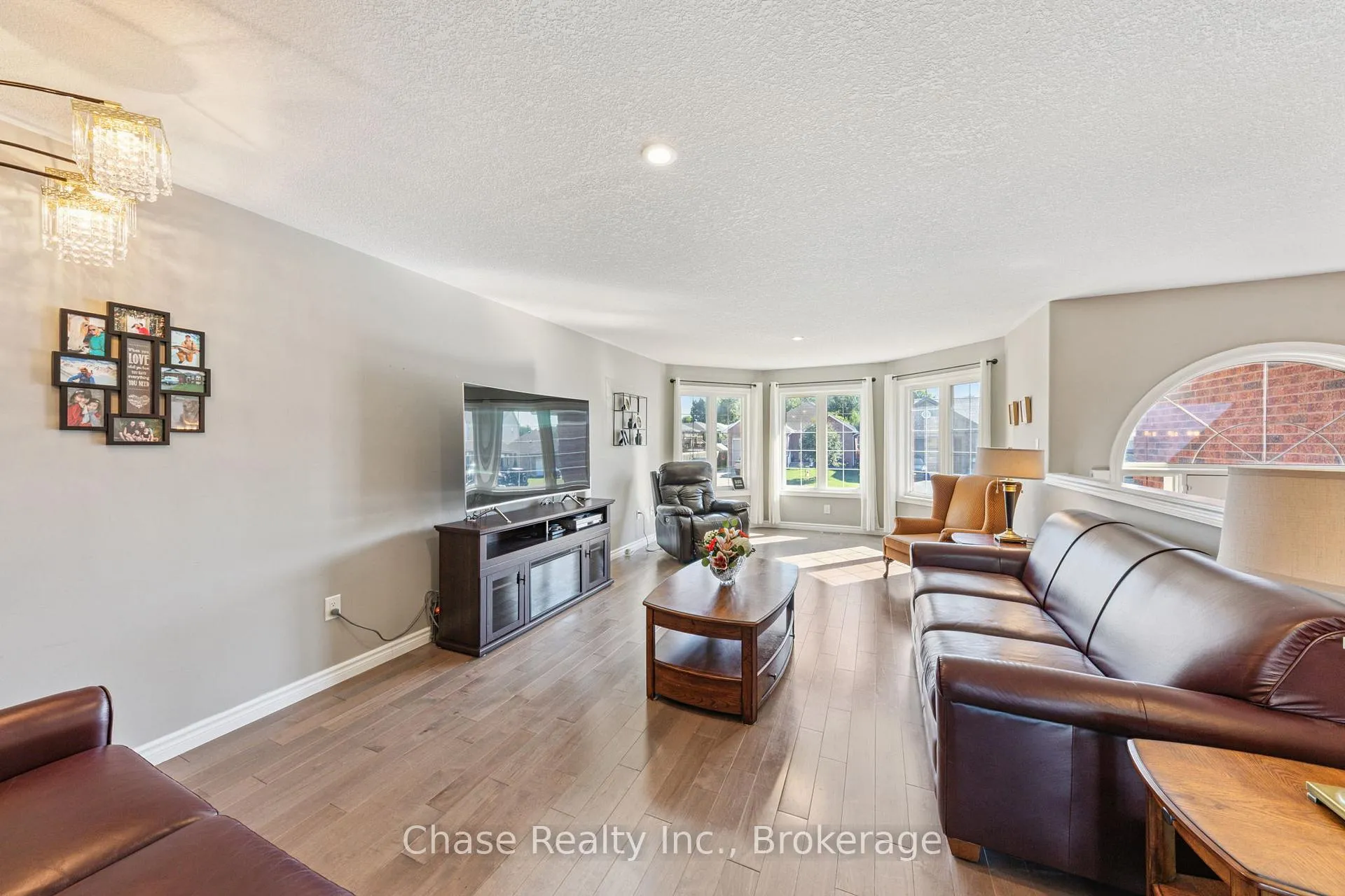 Photo 6 of 18 St Amant Road, Penetanguishene — HOMEH