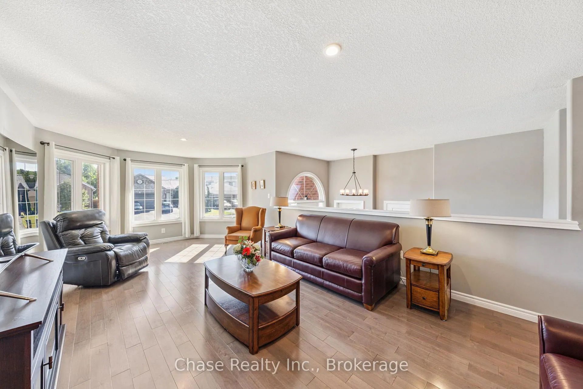 Photo 7 of 18 St Amant Road, Penetanguishene — HOMEH