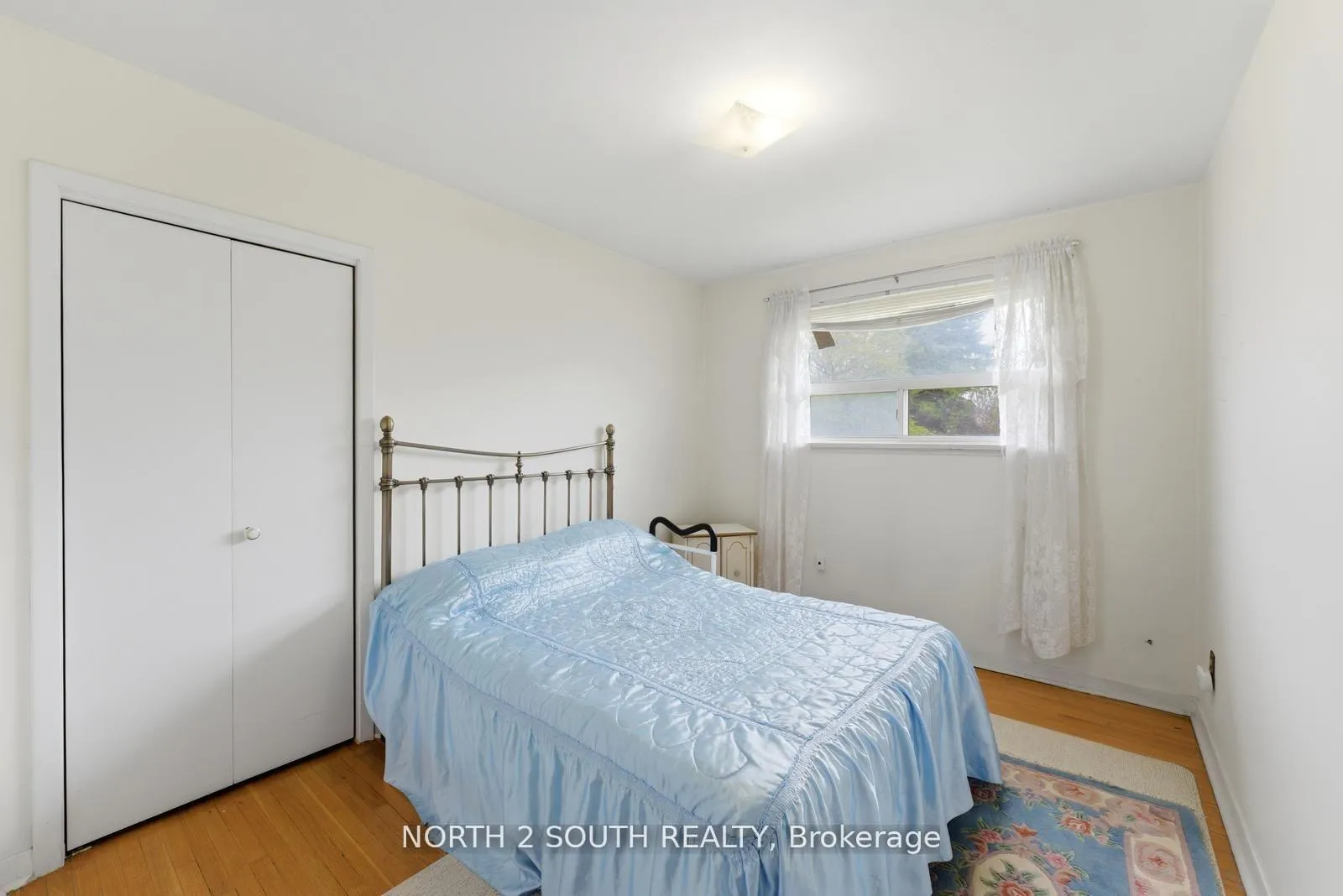 Photo 23 of 24 Vanderbrent Crescent, Etobicoke, Willowridge-Martingrove-Richview — HOMEH