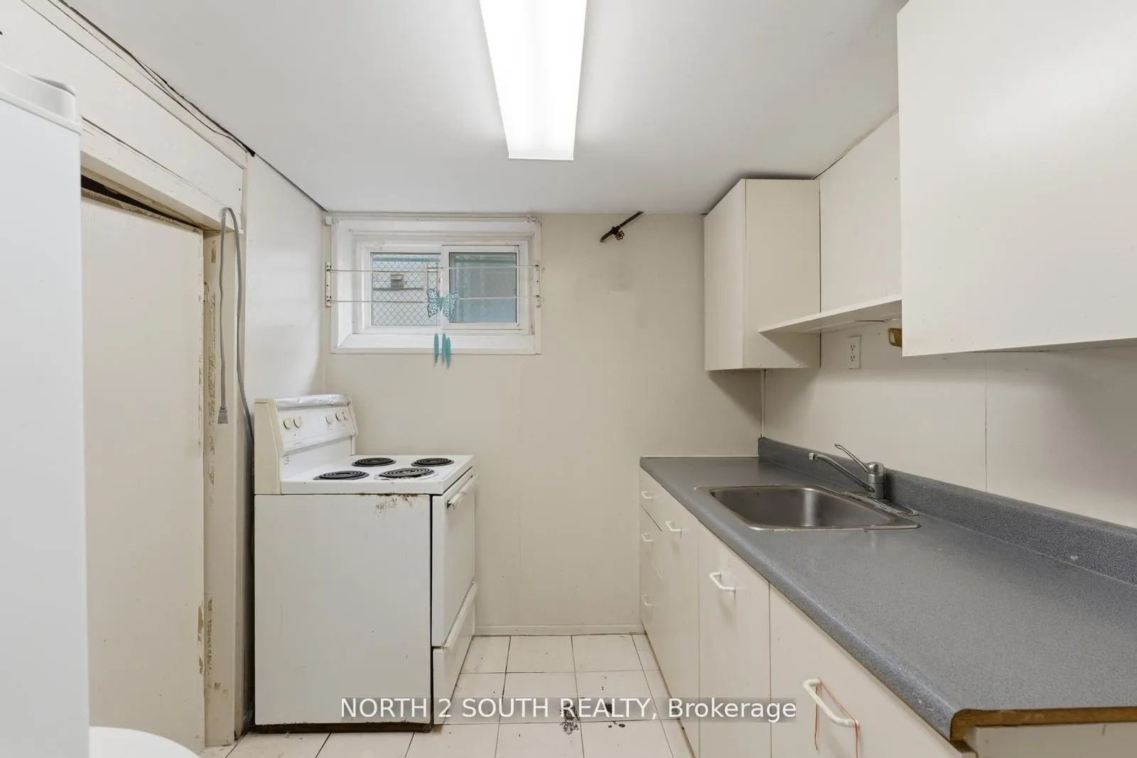 Photo 34 of 24 Vanderbrent Crescent, Etobicoke, Willowridge-Martingrove-Richview — HOMEH