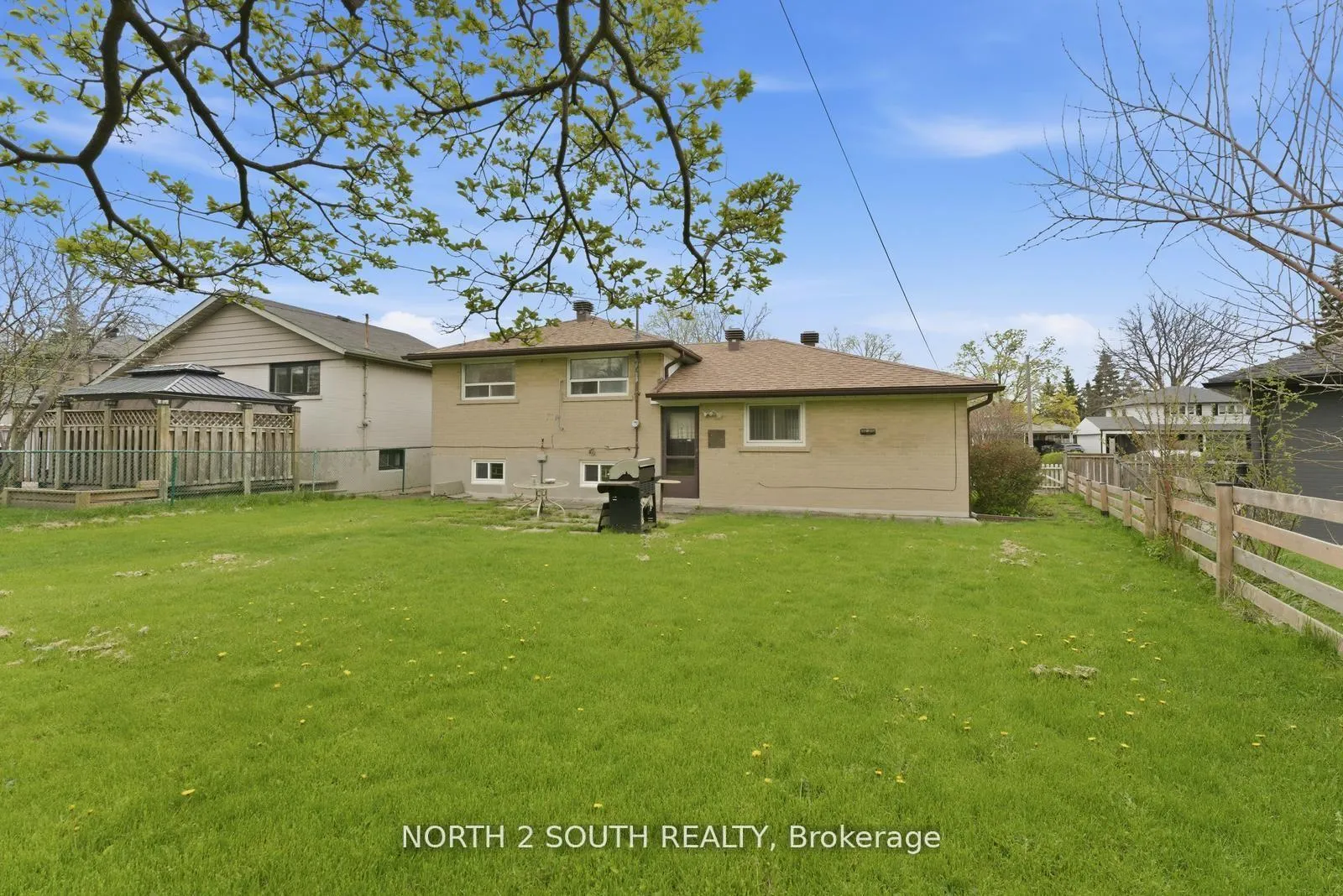 Photo 40 of 24 Vanderbrent Crescent, Etobicoke, Willowridge-Martingrove-Richview — HOMEH
