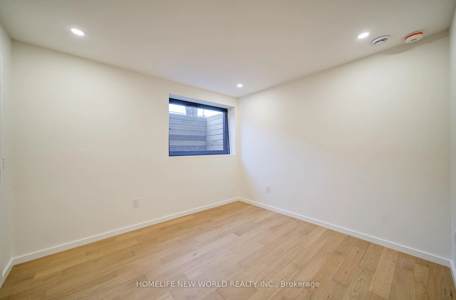 Photo 4 of Unit UNIT 3, 78 Gladstone Avenue, Toronto, Little Portugal — HOMEH