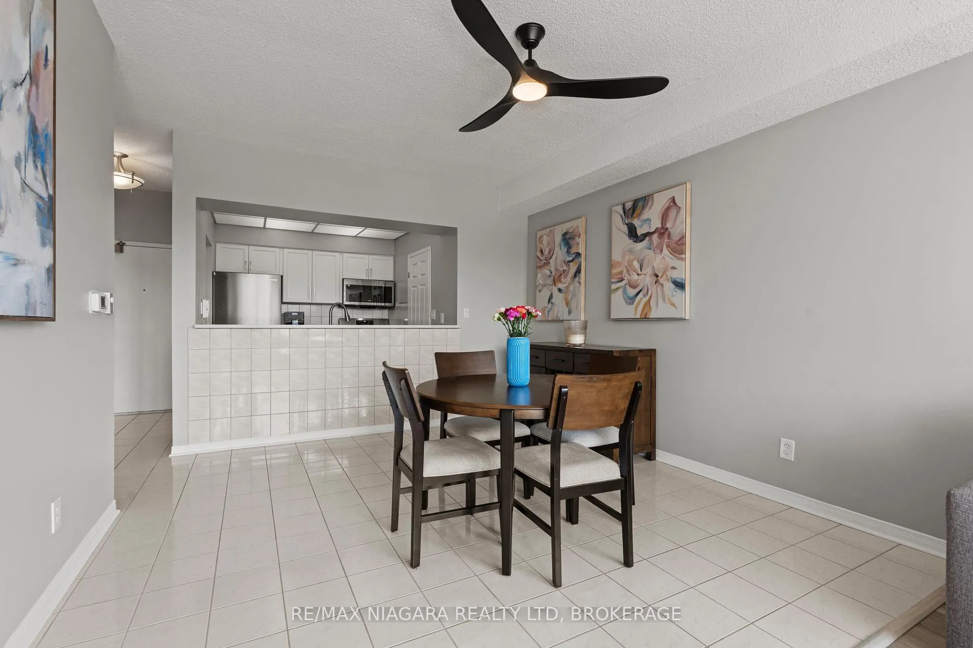 Photo 13 of Unit 703, 495 8 Highway, Hamilton, Stoney Creek — HOMEH