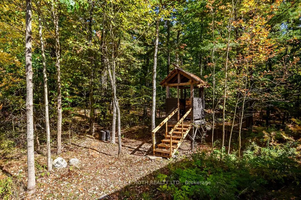 Photo 35 of 756 Browning Island, Bracebridge, Monck (Bracebridge) — HOMEH