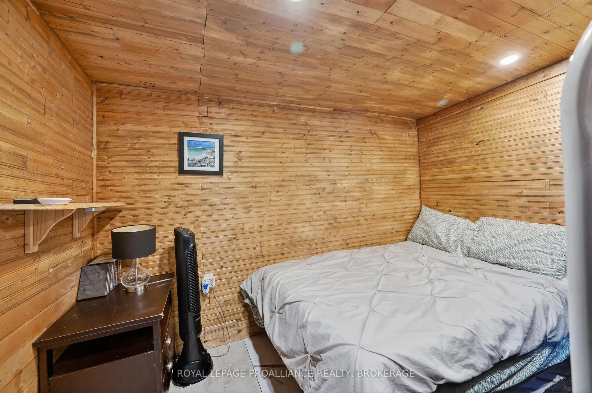 Photo 24 of 14B Morgan's Point Lane, Frontenac Islands, The Islands — HOMEH