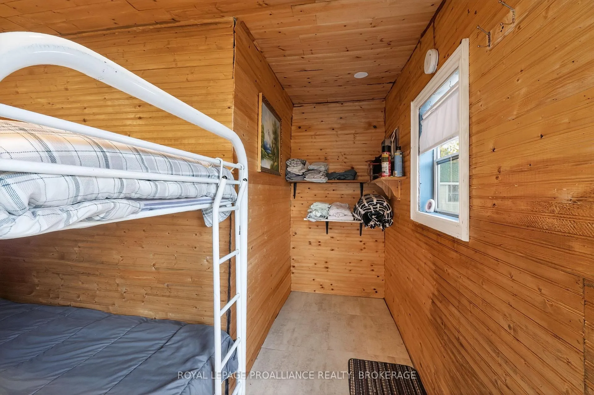 Photo 25 of 14B Morgan's Point Lane, Frontenac Islands, The Islands — HOMEH