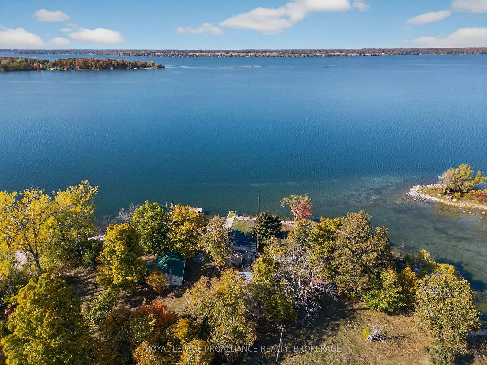 Photo 33 of 14B Morgan's Point Lane, Frontenac Islands, The Islands — HOMEH