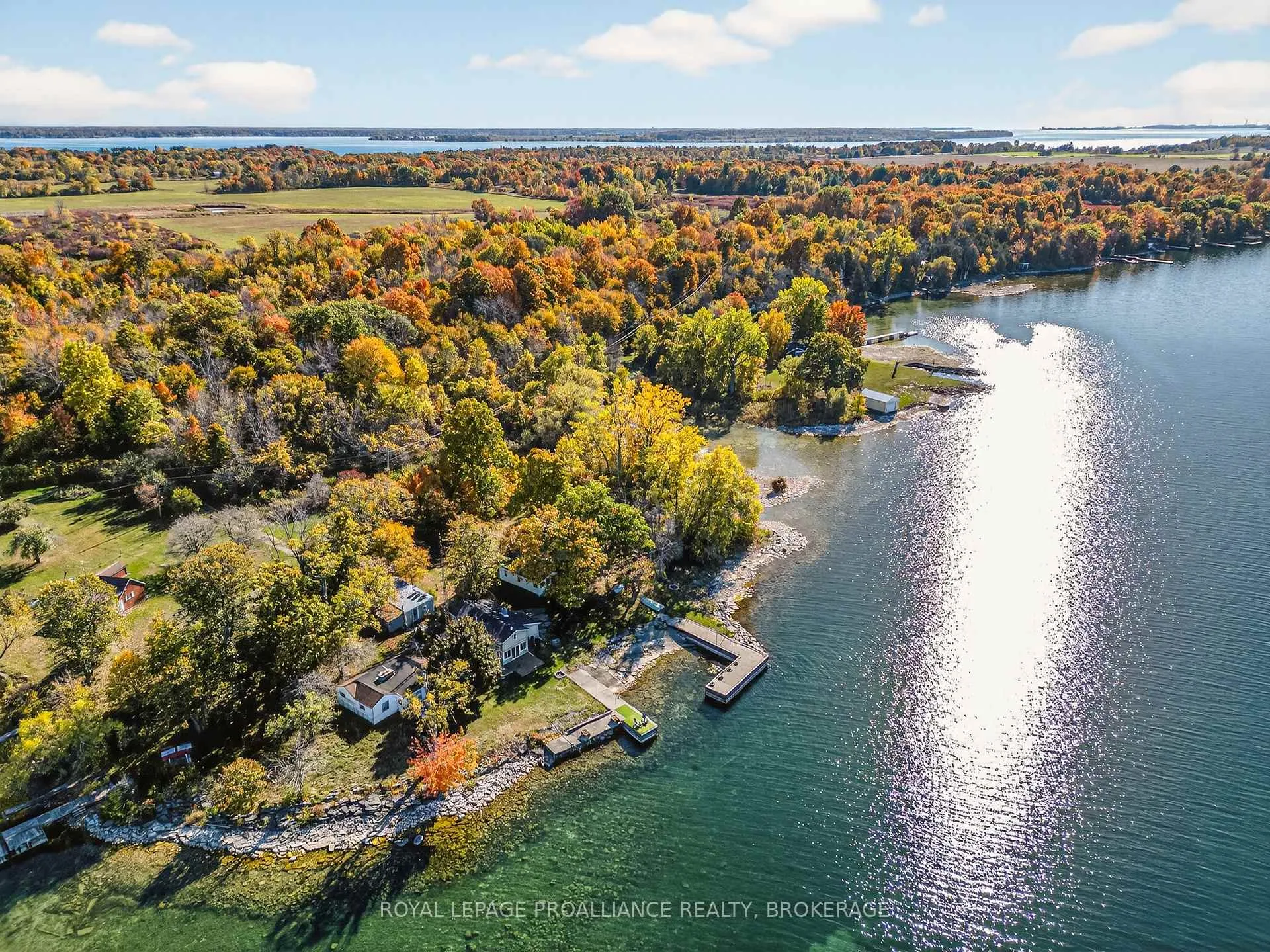 Photo 36 of 14B Morgan's Point Lane, Frontenac Islands, The Islands — HOMEH