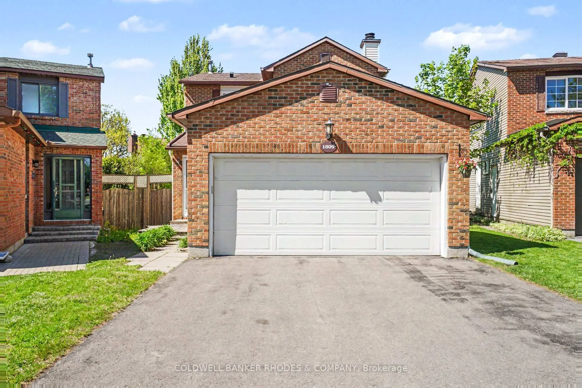 Photo 1 of 1809 Brousseau Crescent, Ottawa, Chateauneuf — HOMEH