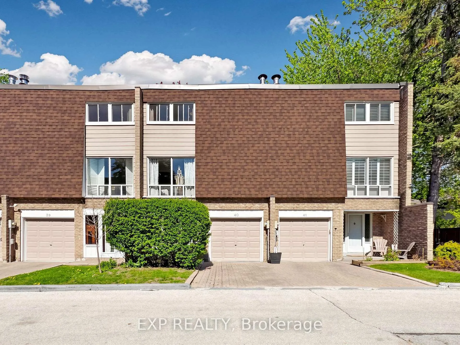 Front of Unit 40, 653 Village Parkway