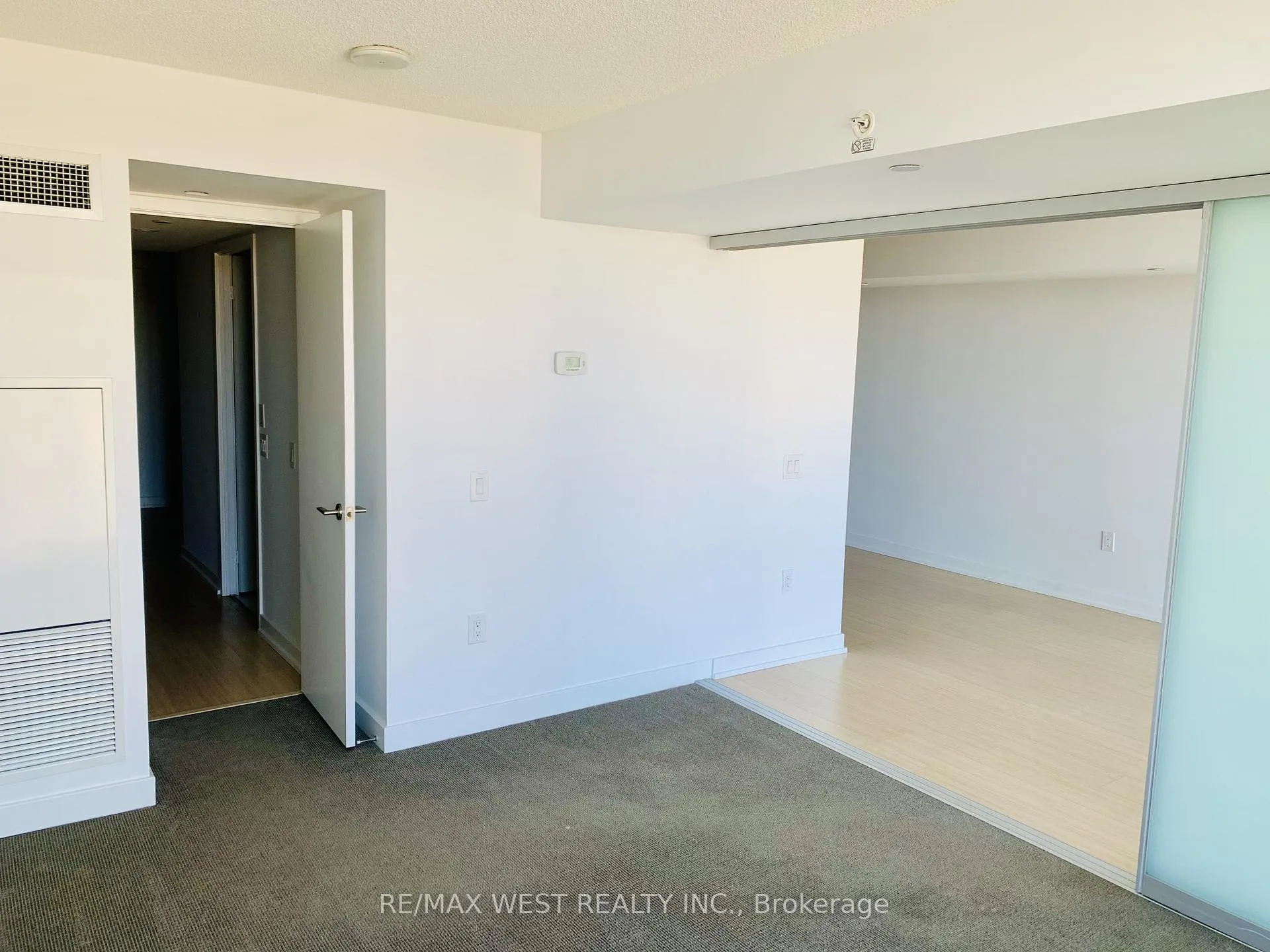 Photo 6 of Unit 2902, 75 Queens Wharf Road, Toronto, Waterfront Communities — HOMEH