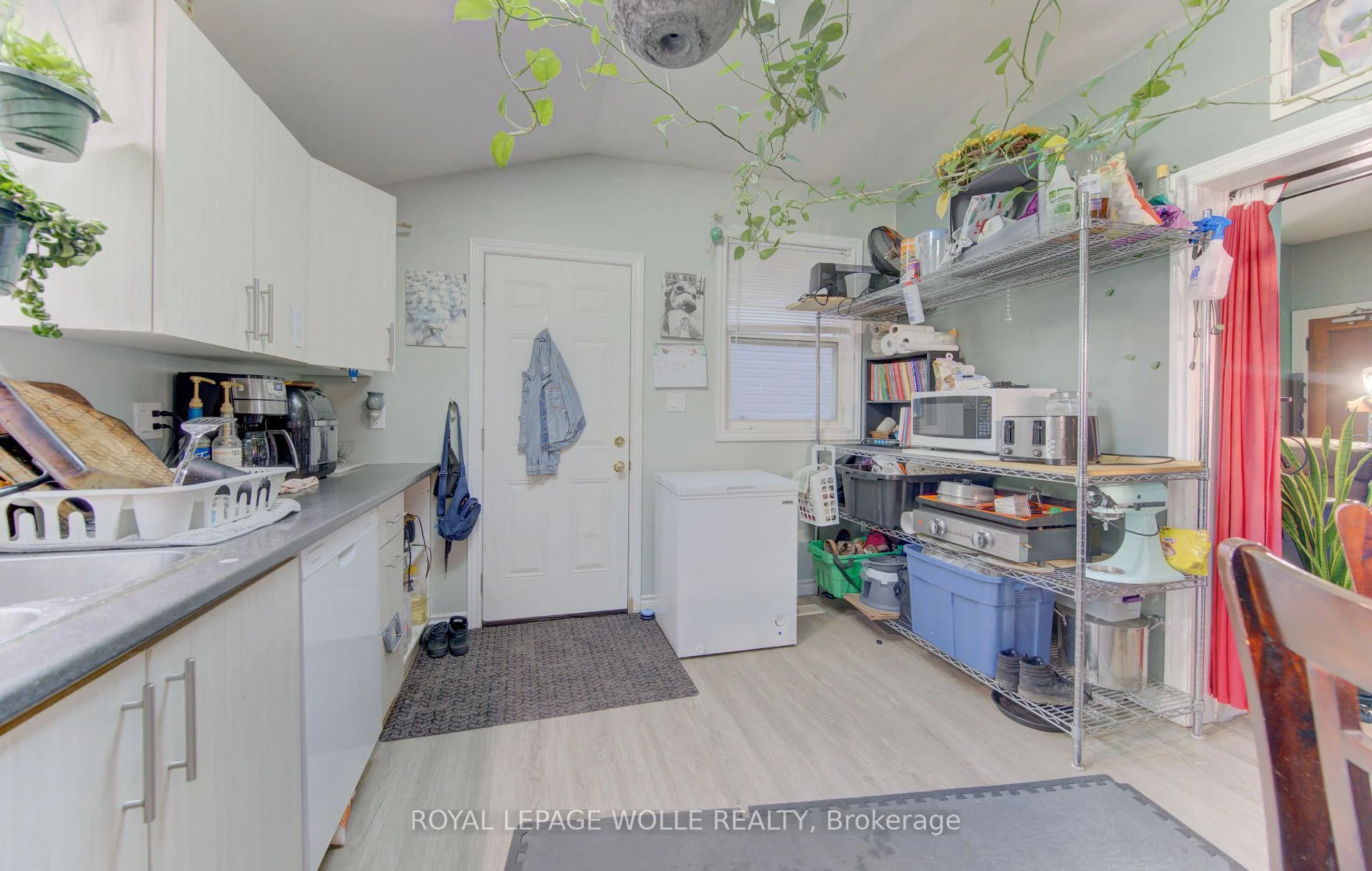 Photo 16 of 48 Breithaupt Street, Kitchener, KW Hospital — HOMEH
