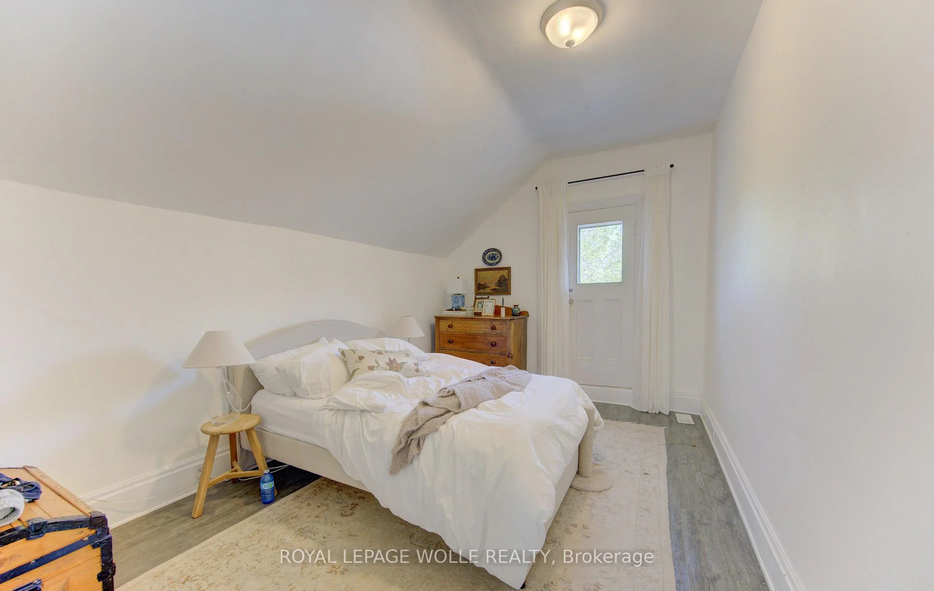 Photo 27 of 48 Breithaupt Street, Kitchener, KW Hospital — HOMEH