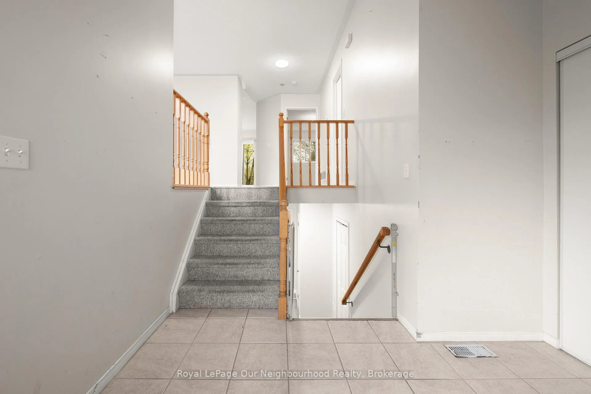 Photo 9 of 191 Carroll Crescent, Cobourg — HOMEH