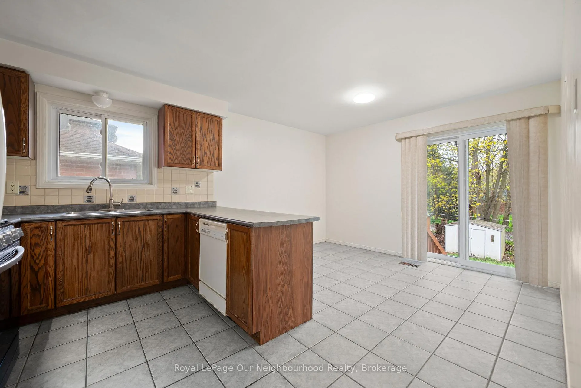 Photo 17 of 191 Carroll Crescent, Cobourg — HOMEH