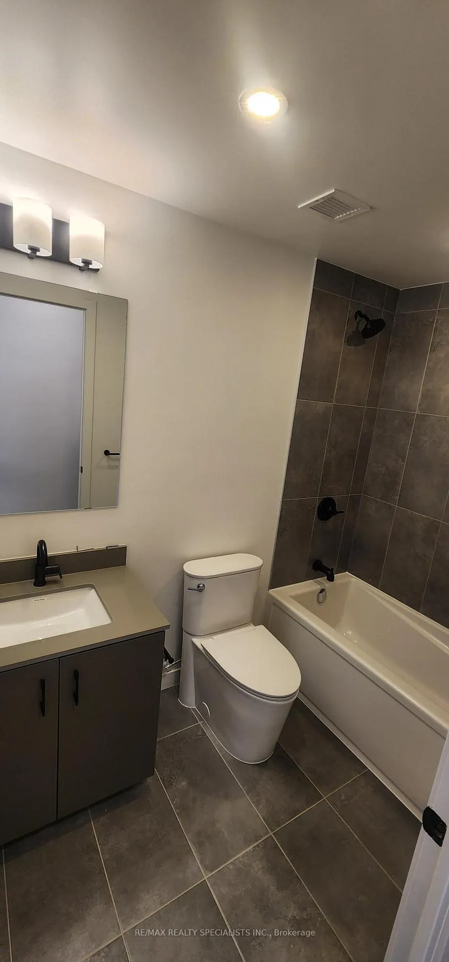 Photo 19 of Unit C707, 4878 Powers Common, Burlington, Alton — HOMEH