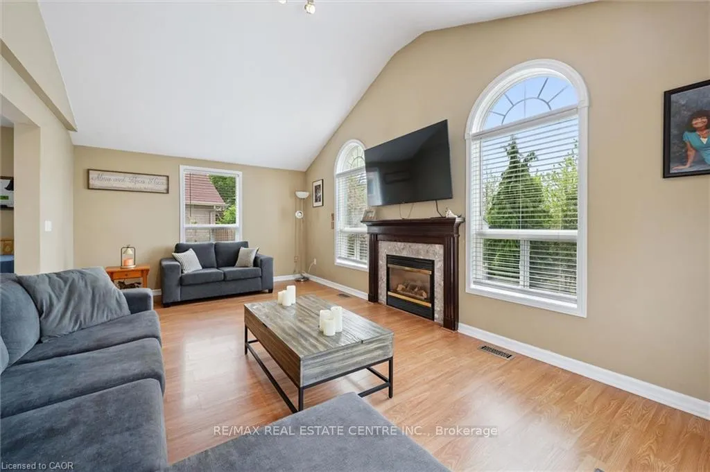 Photo 12 of 24 Buckthorn Crescent, Guelph, Grange Road — HOMEH