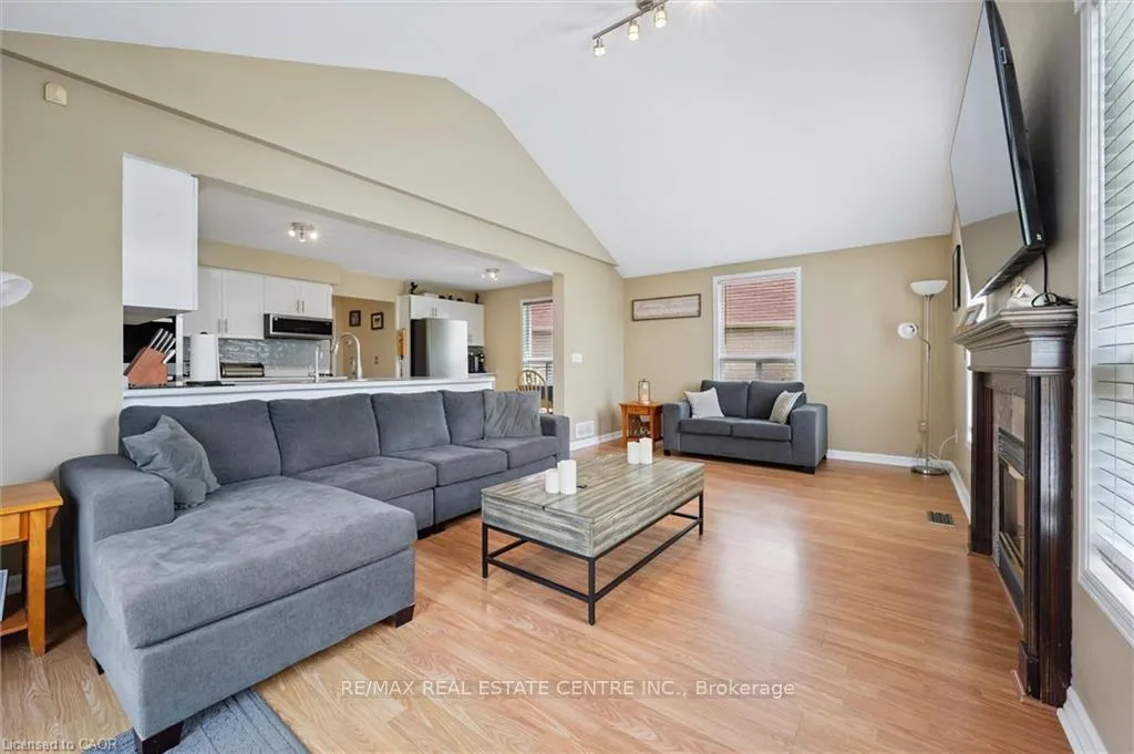 Photo 13 of 24 Buckthorn Crescent, Guelph, Grange Road — HOMEH