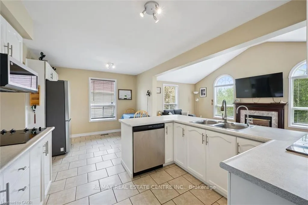 Photo 17 of 24 Buckthorn Crescent, Guelph, Grange Road — HOMEH