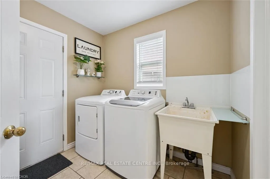 Photo 20 of 24 Buckthorn Crescent, Guelph, Grange Road — HOMEH