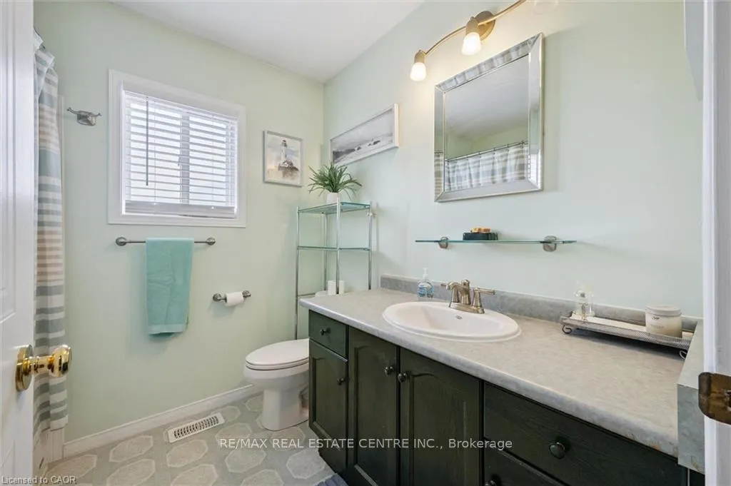 Photo 30 of 24 Buckthorn Crescent, Guelph, Grange Road — HOMEH