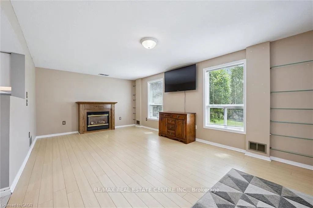 Photo 33 of 24 Buckthorn Crescent, Guelph, Grange Road — HOMEH