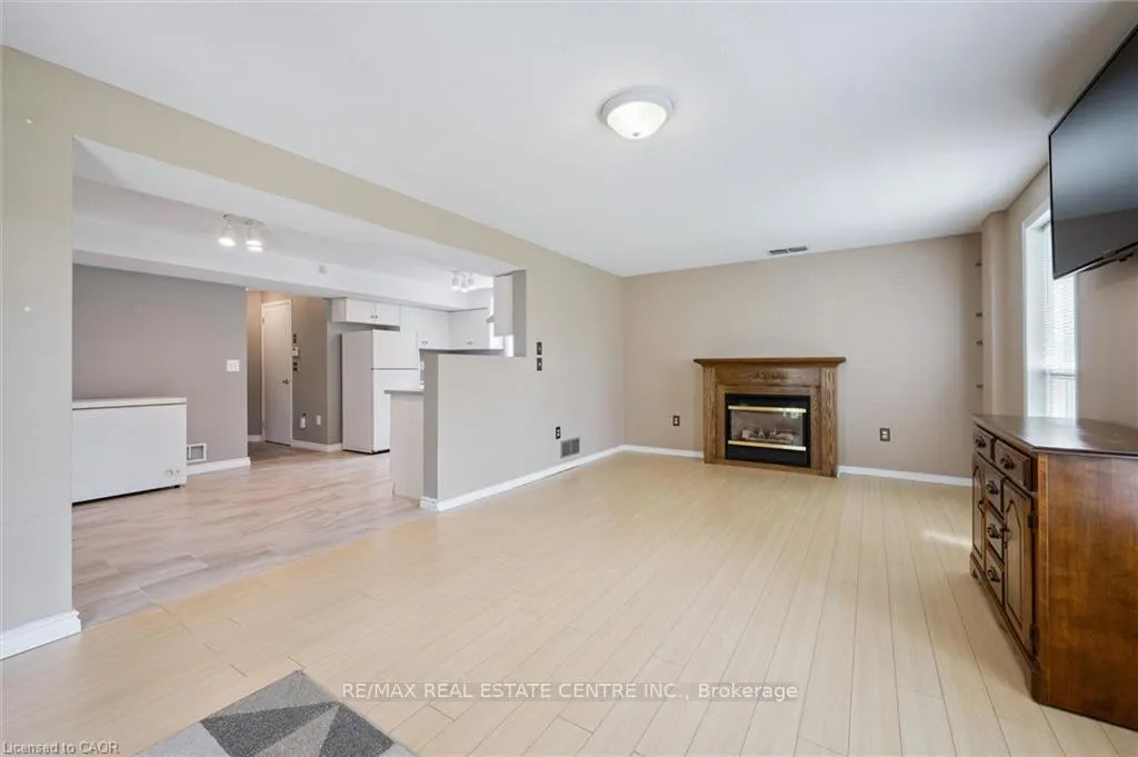 Photo 34 of 24 Buckthorn Crescent, Guelph, Grange Road — HOMEH