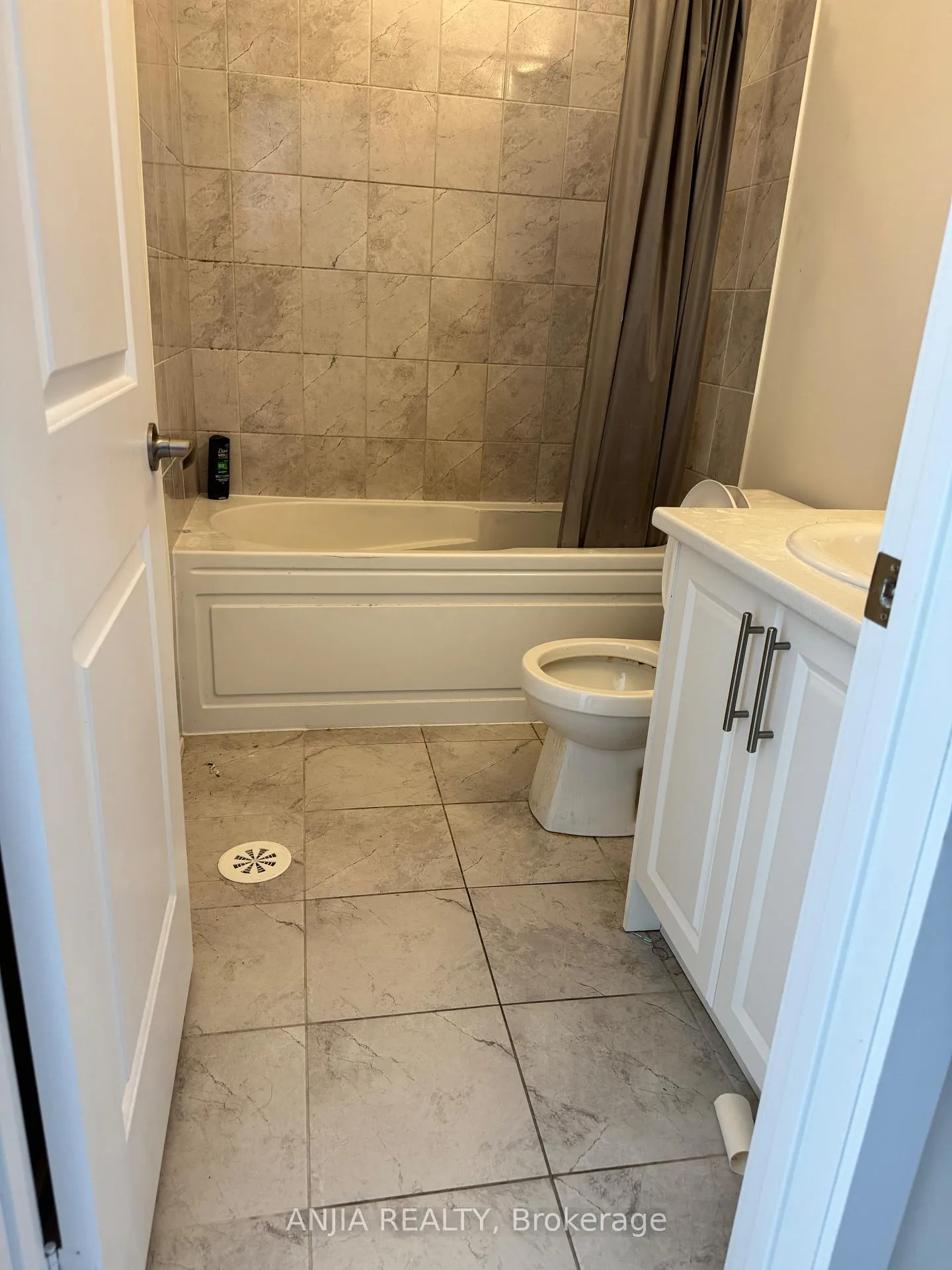 Photo 5 of 65 Mikayla Lane, Markham, Cornell — HOMEH