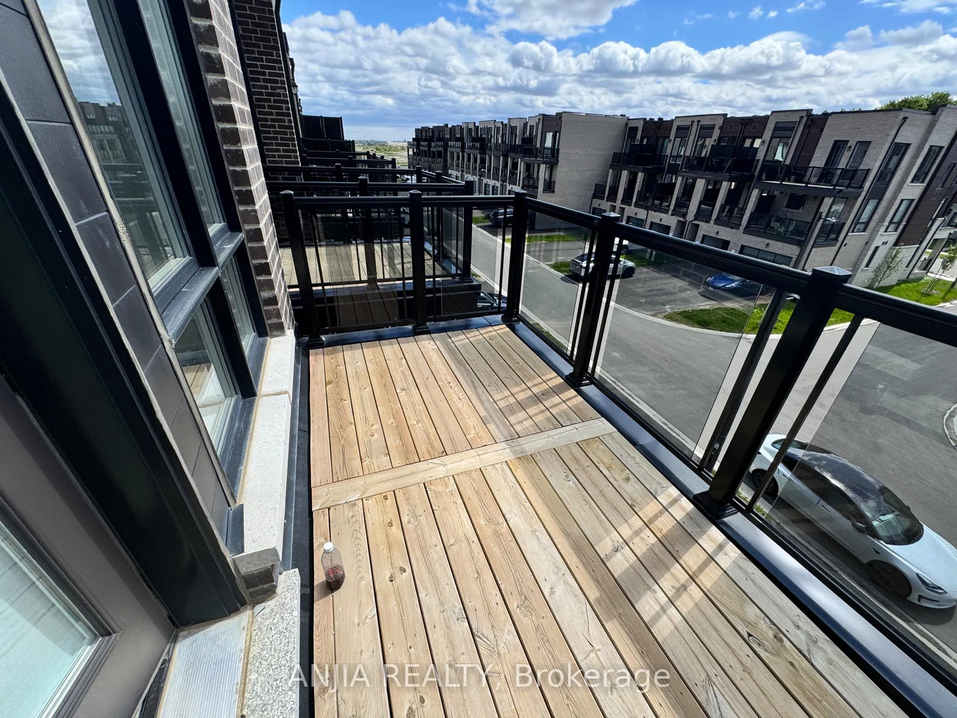 Photo 6 of 65 Mikayla Lane, Markham, Cornell — HOMEH