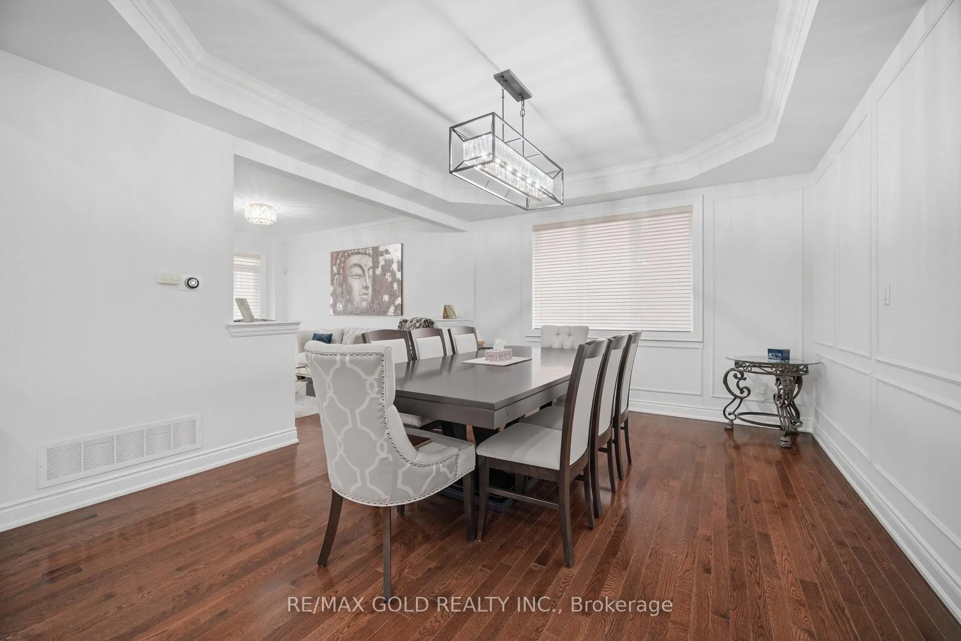 Photo 6 of 43 Decorso Drive, Brampton, Bram East — HOMEH