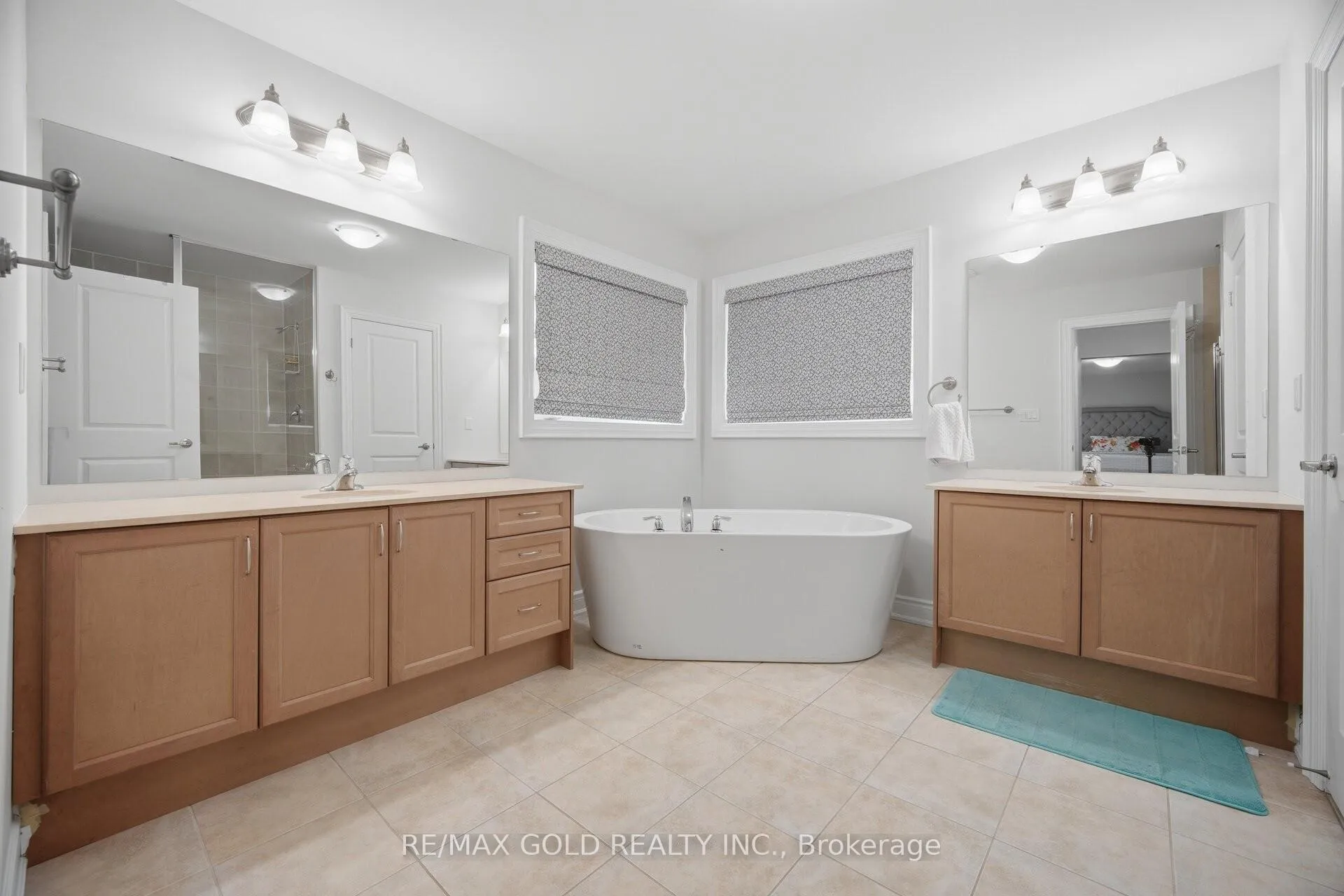 Photo 19 of 43 Decorso Drive, Brampton, Bram East — HOMEH