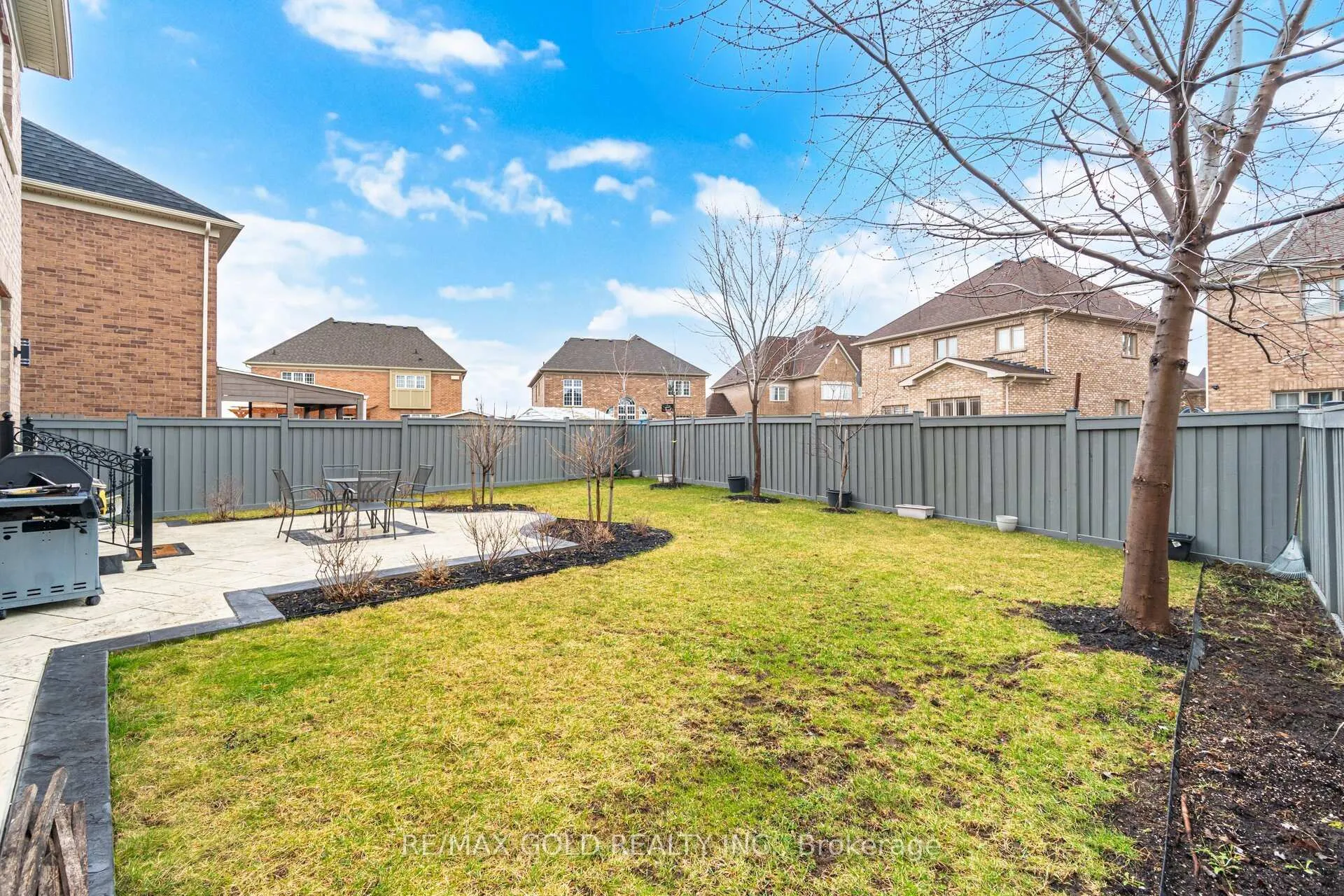 Photo 32 of 43 Decorso Drive, Brampton, Bram East — HOMEH