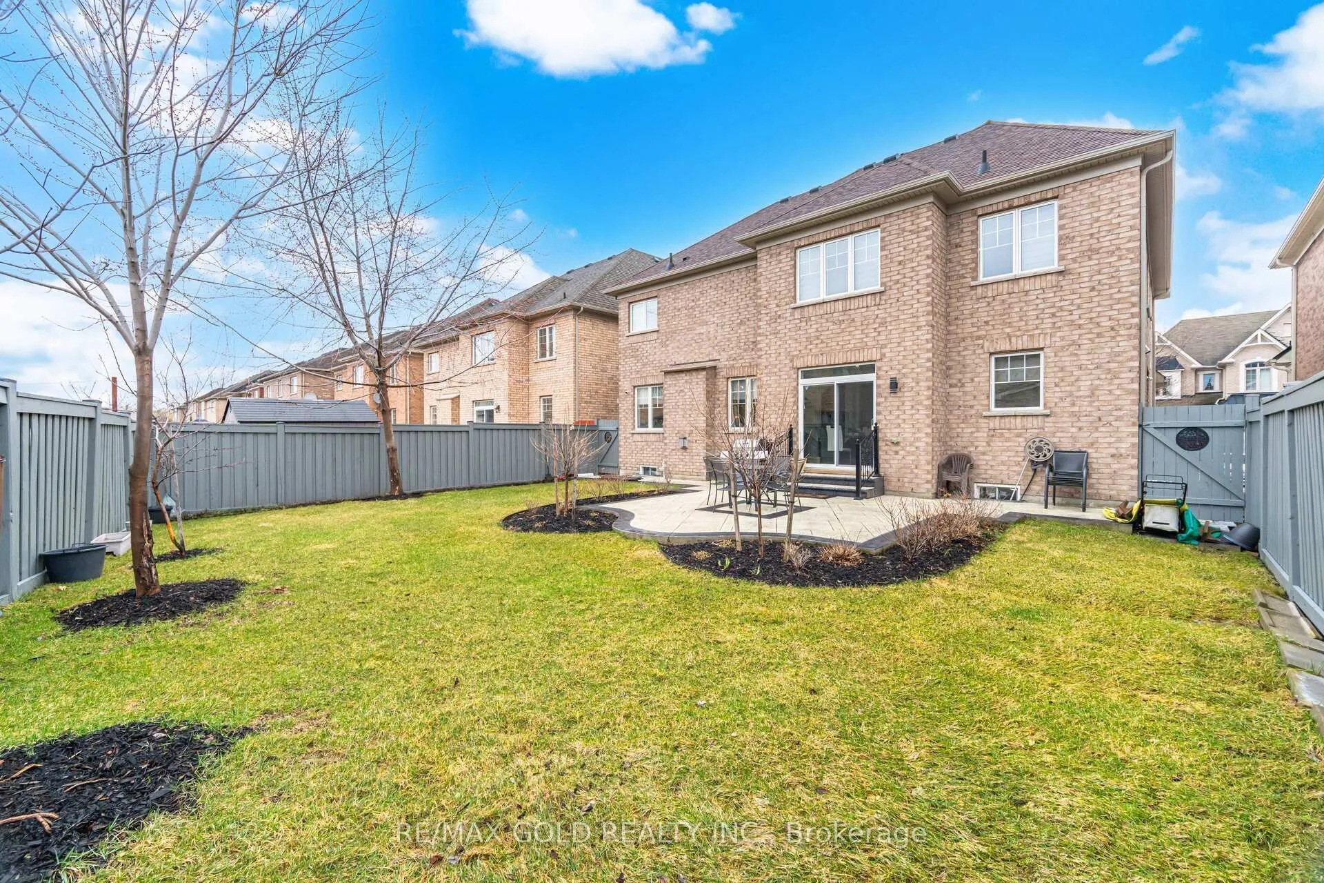 Photo 33 of 43 Decorso Drive, Brampton, Bram East — HOMEH