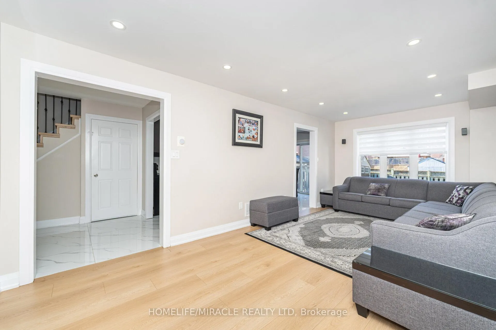 Photo 20 of 8 Twin Pines Crescent, Brampton, Northwest Sandalwood Parkway — HOMEH