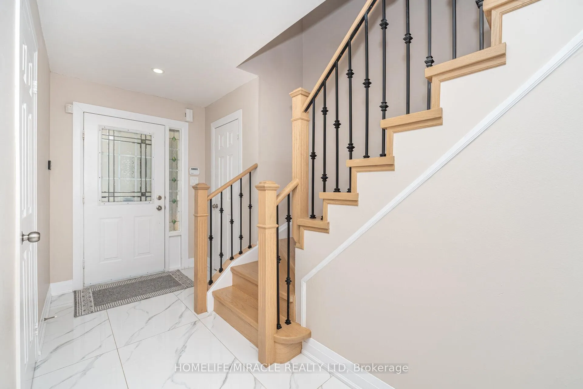 Photo 22 of 8 Twin Pines Crescent, Brampton, Northwest Sandalwood Parkway — HOMEH