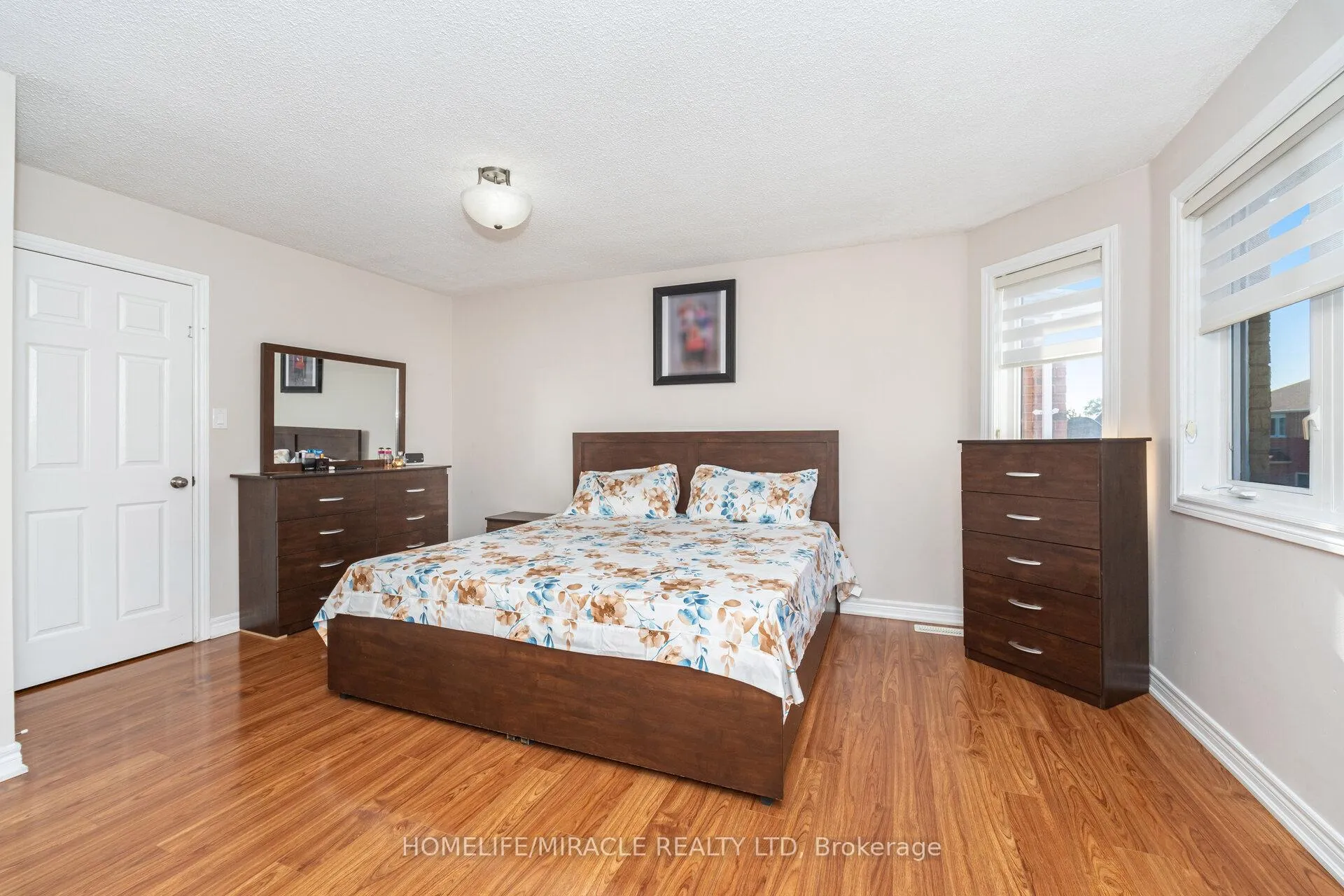 Photo 25 of 8 Twin Pines Crescent, Brampton, Northwest Sandalwood Parkway — HOMEH