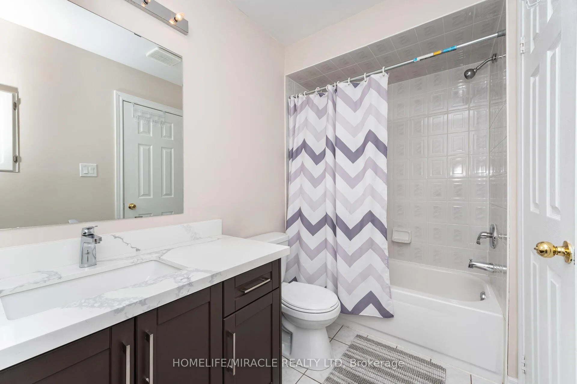 Photo 34 of 8 Twin Pines Crescent, Brampton, Northwest Sandalwood Parkway — HOMEH