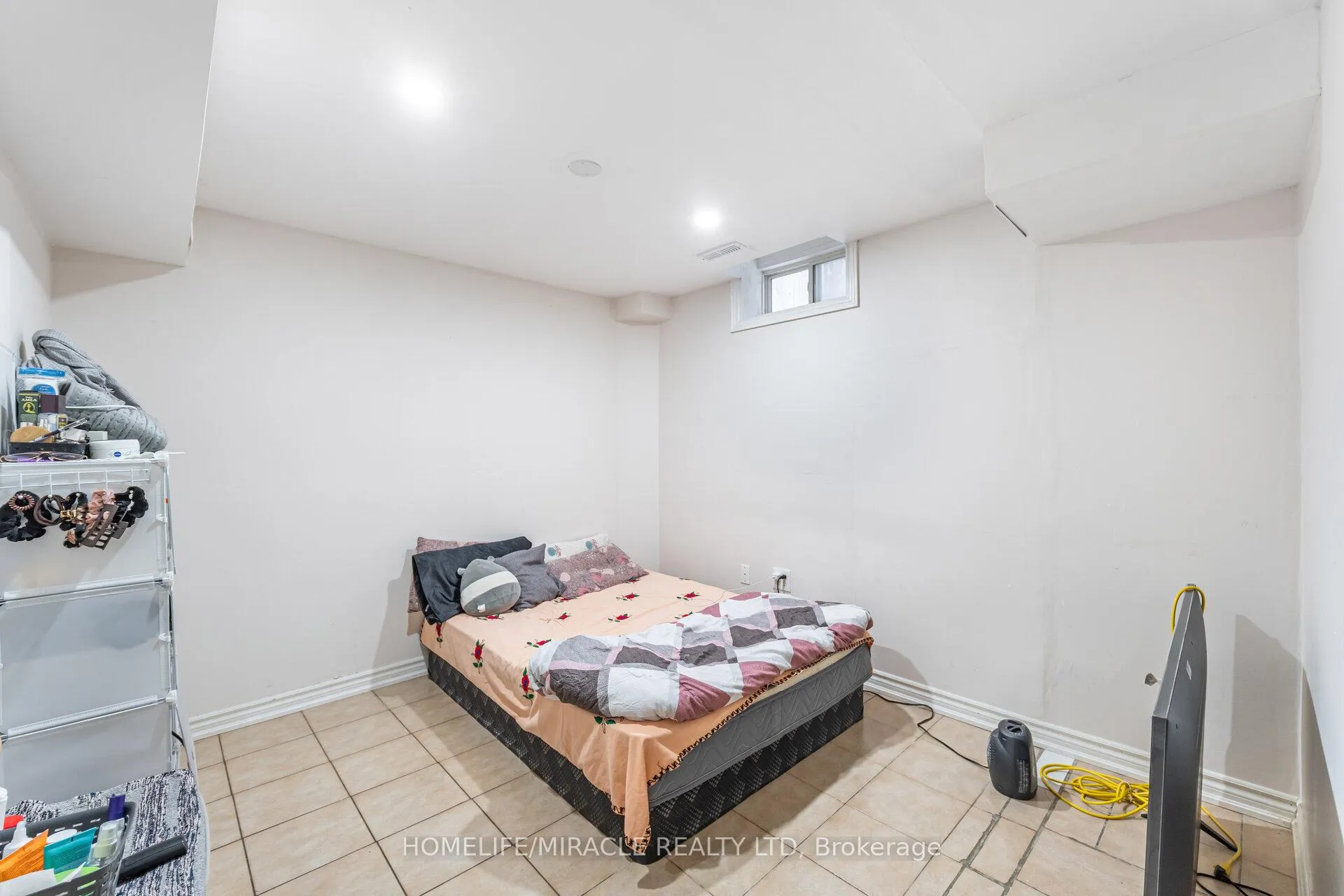 Photo 42 of 8 Twin Pines Crescent, Brampton, Northwest Sandalwood Parkway — HOMEH
