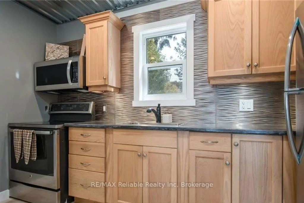 Photo 10 of 79265 Fuller Drive, Central Huron, Goderich — HOMEH