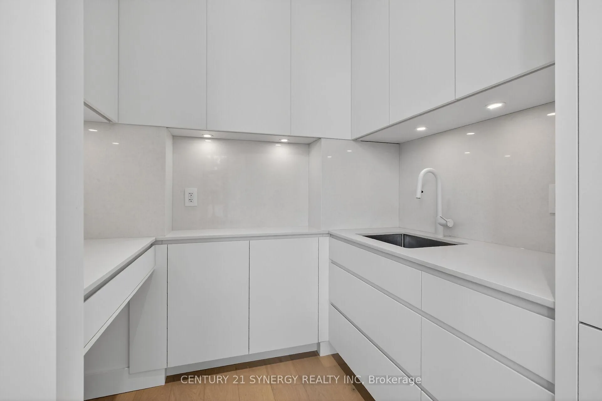 Photo 14 of 45 Inverness Avenue, Ottawa, Borden Farm/Stewart Farm/Carleton Heights/Parkwood Hills — HOMEH