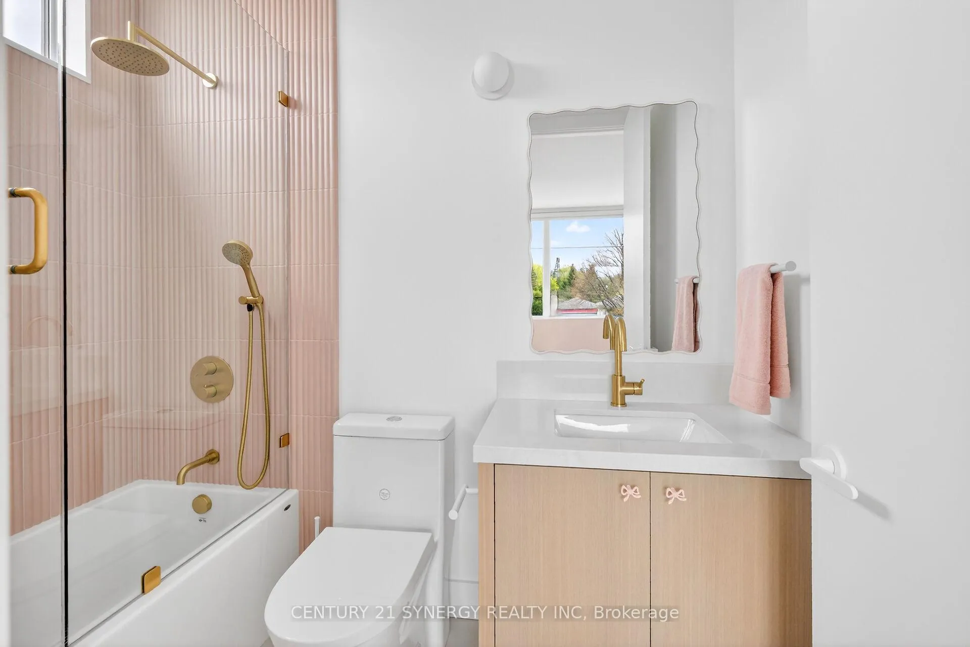 Photo 27 of 45 Inverness Avenue, Ottawa, Borden Farm/Stewart Farm/Carleton Heights/Parkwood Hills — HOMEH